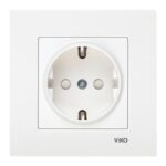 Viko Karre Beyaz Çocuk Korumalı Topraklı Priz Beyaz - Görsel 1