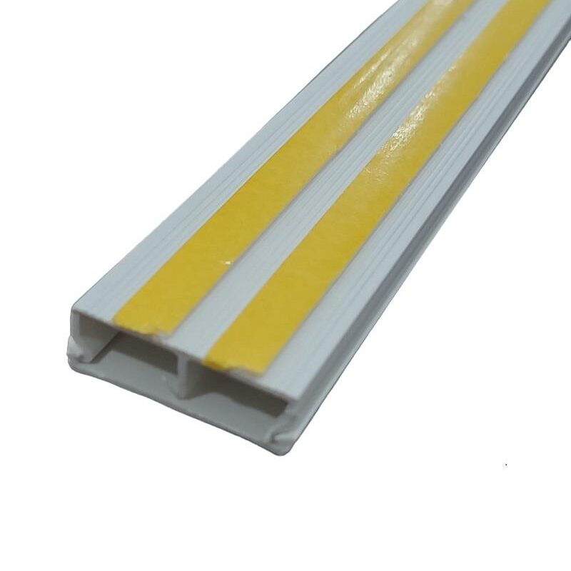 sert-plastik-30x11-kendinden-yapiskanli-kablo-kanali-2mt-2336.jpg